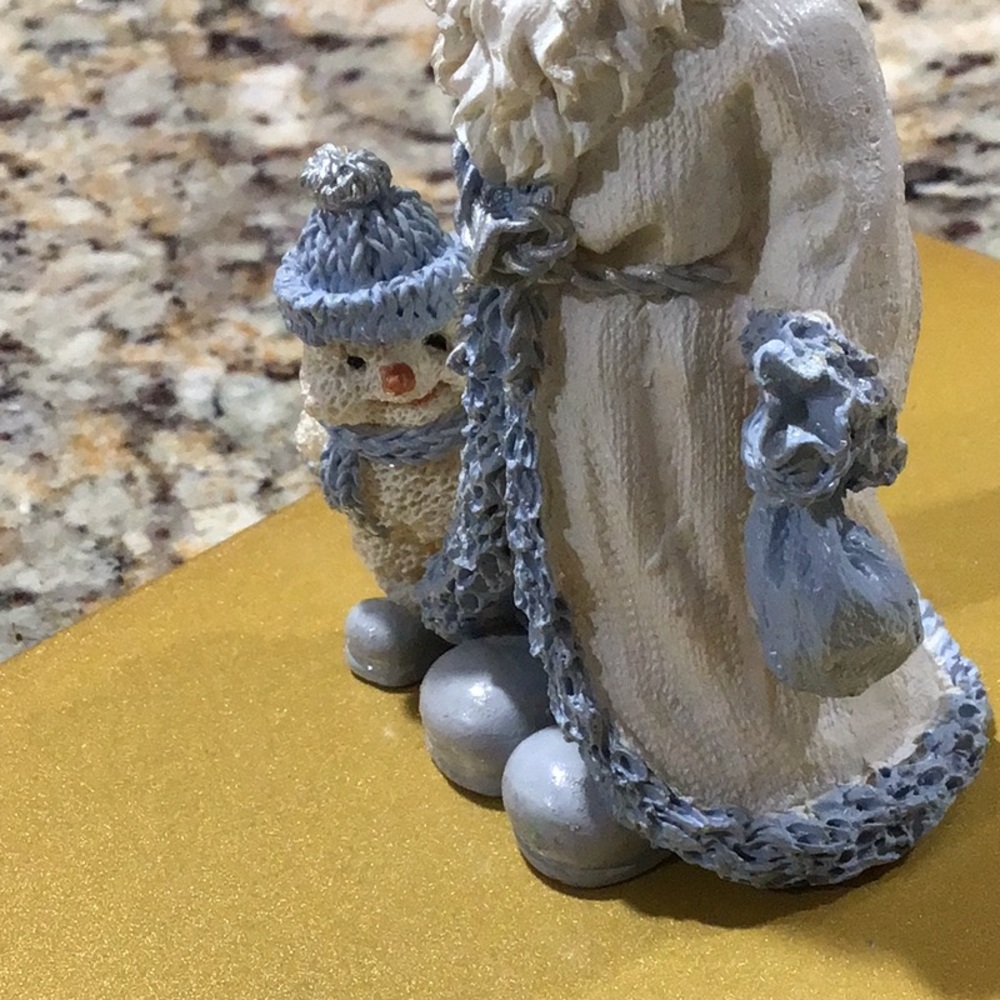 1998 Vintage Christmas Snow Buddies Resin Ornament. Part of Snow Buddies - Picture 4 of 4